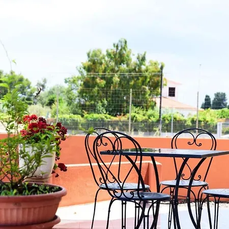 Erica Alice Apartamento Villa San Pietro
