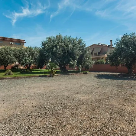 Erica Alice * Villa San Pietro